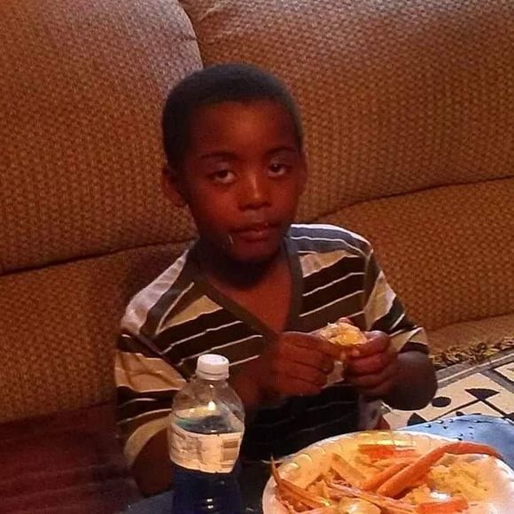 Meet your Posher, Chris - Picture 1 of 1